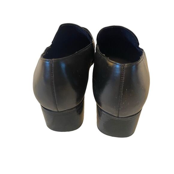 Munro Classic Black Heeled Loafers in Ladies Size 9W. - Picture 3 of 7